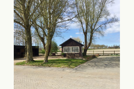 Bungalow op erf van stal in Noord-Holland VMP065